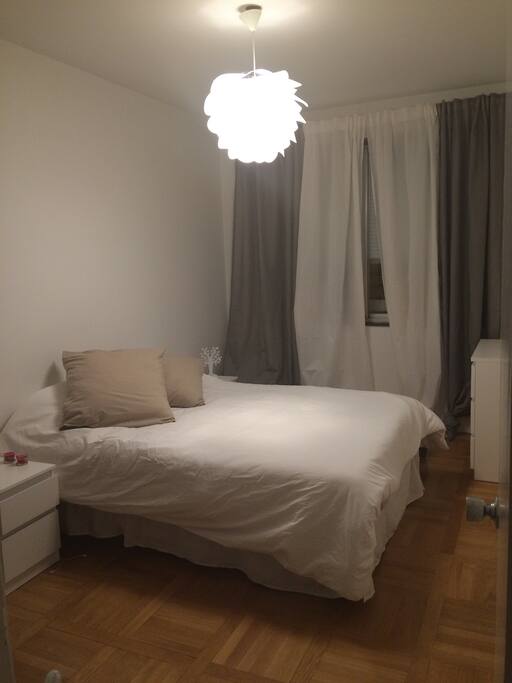 room with double bed