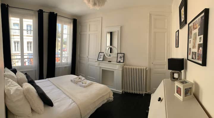 ชั้น 1 ห้องนอน