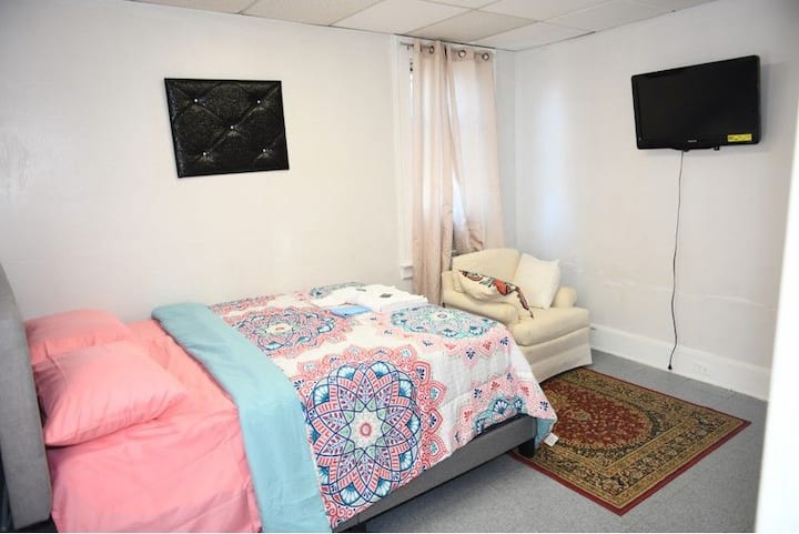 Beautiful 2 beds Luxury room in Quiet, Newark, NJ - Apartments for Rent in  Newark, New Jersey, United States - Airbnb