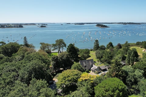 Great House : sea view and private access to beach