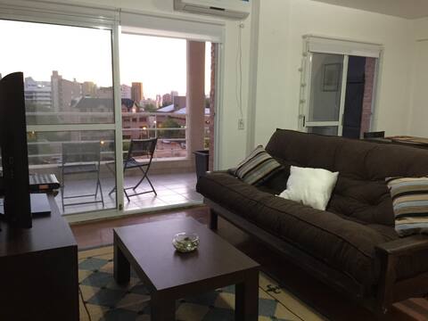 Los Olivos Suite, apartment w/own garage. Max-7pax