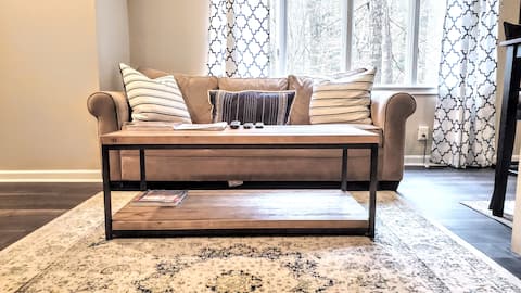 Top Airbnb: Private Guest Suite in quiet neighborhood in Sandy Springs