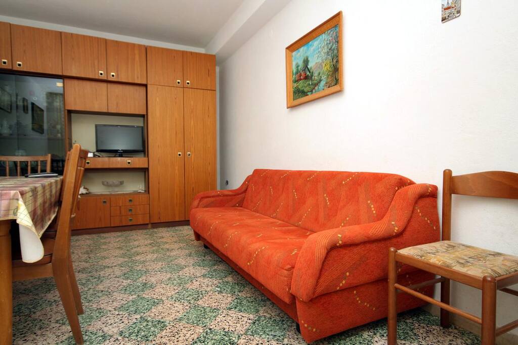 Living room, Surface: 9 m²