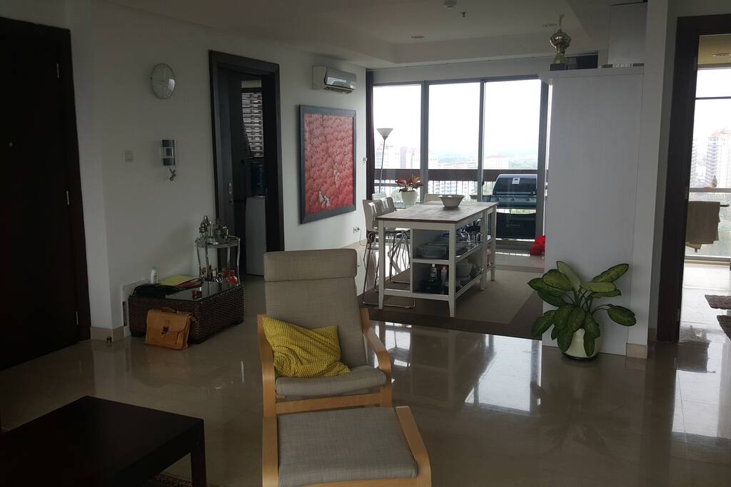 Open plan living/dining/kitchen