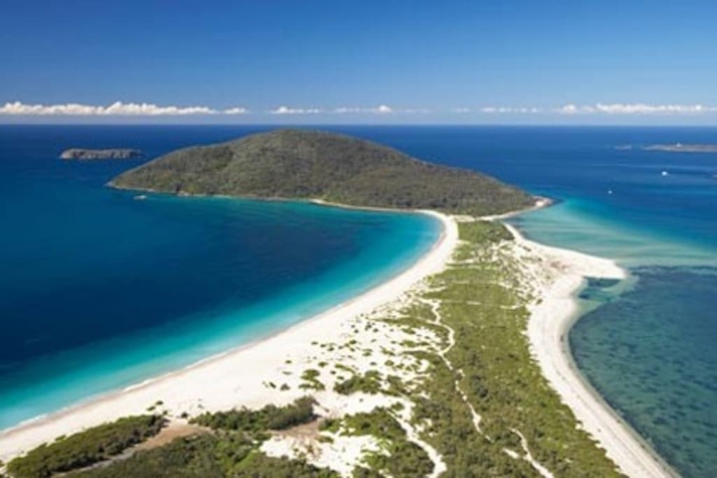 Looking towards Yacaaba Head