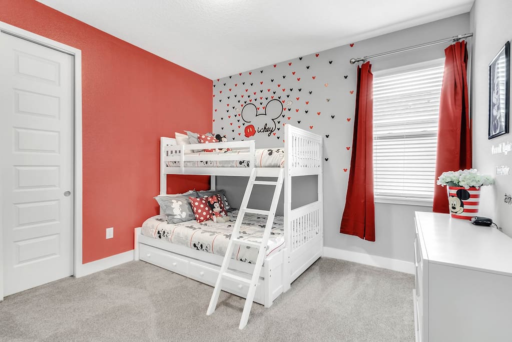 Mickey themed room with bunk bed (2 Twins and Full sized bed)