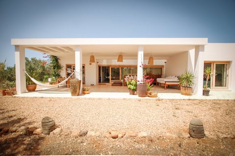 Top performing Airbnb: Country House/Benirras in Sant Joan De Labritja