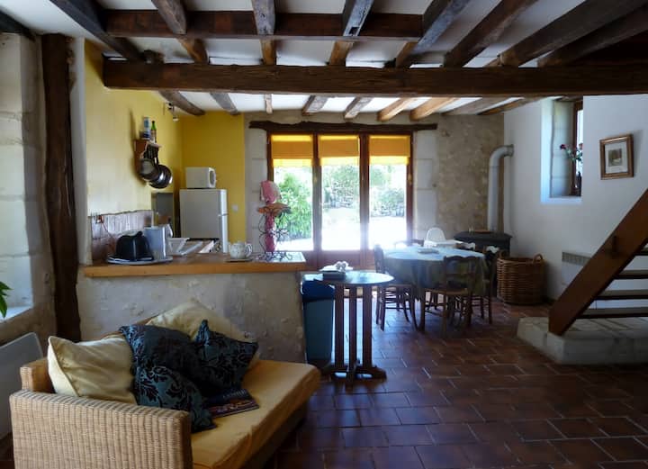 Piscine, poney,charme,jardin,tradition, Beauval Cottages for Rent in