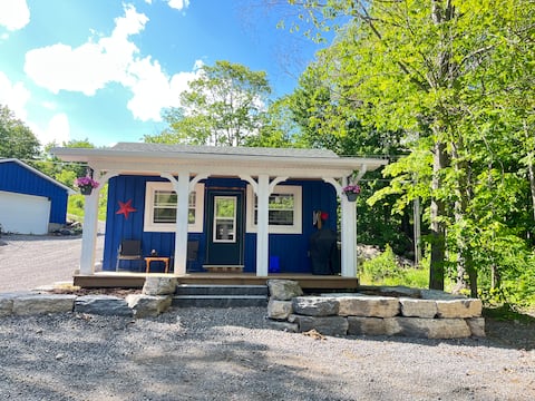 Top performing Airbnb: Cozy Getaway on Eels Lake in North Kawartha