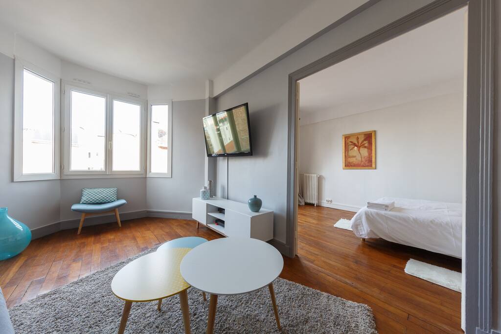 Leaving room with cable TV and wifi - Salon TV avec cable et wifi