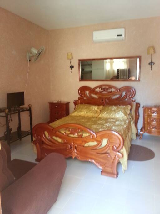 Cama