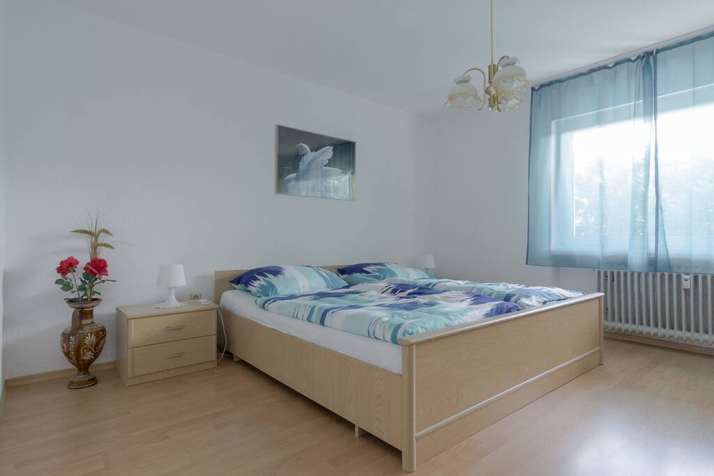 Large Bedroom
