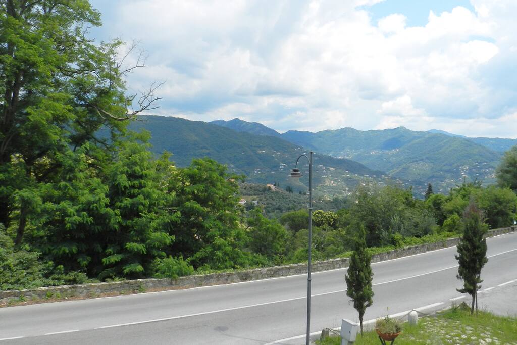 Vista da una delle camere | View from one of the bedrooms