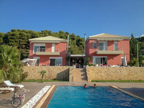 Dream Villa Οropos for 10 with private pool