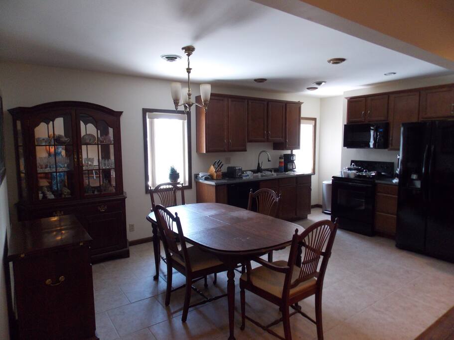 Kitchen with modern appliances/full dining room