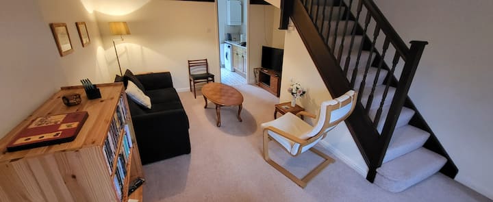 Perfect Little House On A Private Cul-de-sac. - Rotherham