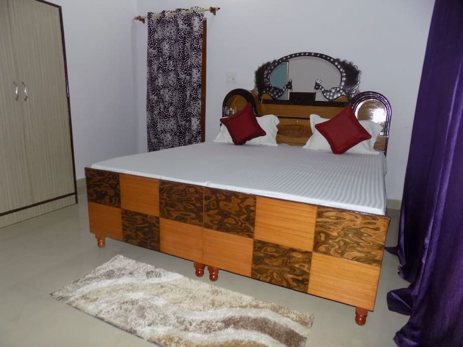 Room 1