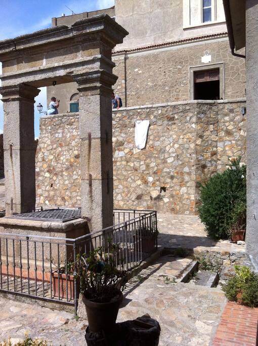 Vista dal pianerottolo verso la Piazza