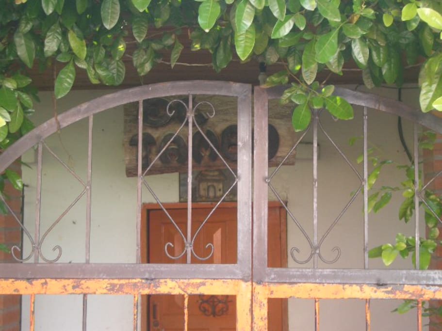 portón principal