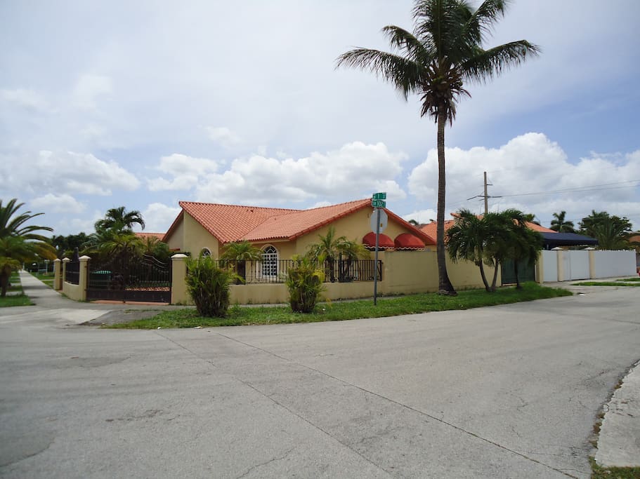 Corner house