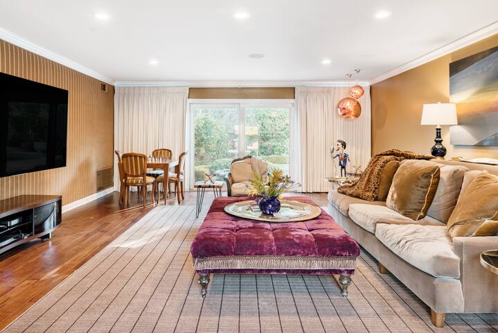 Fully Remodeled Guesthouse in Historic Hancock Park