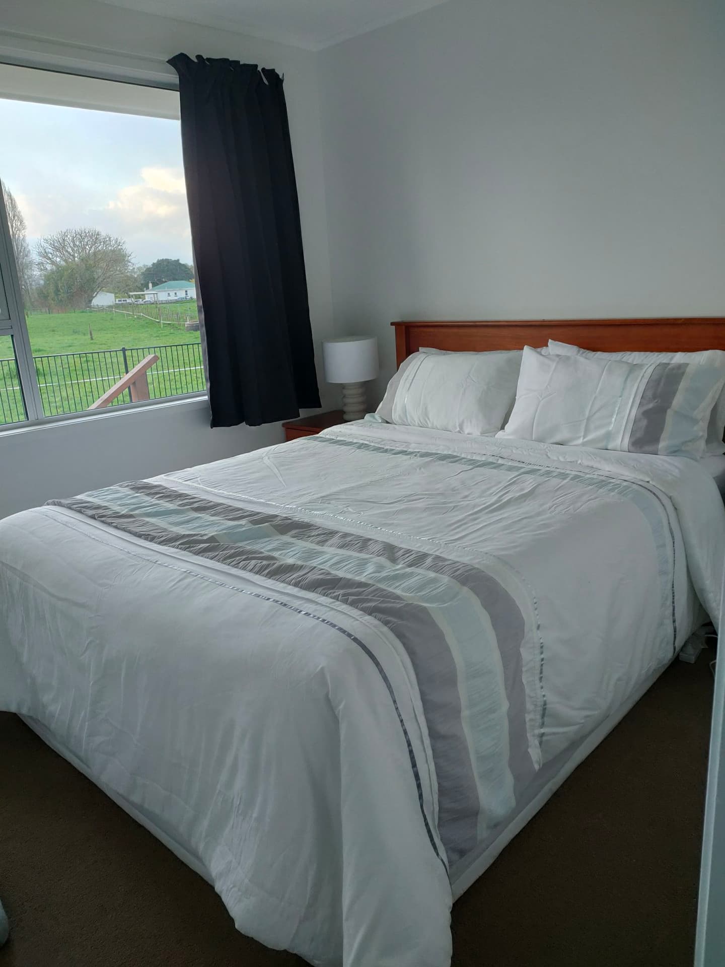 Cosy 3 Bedroom Home With Outdoor Dinning 4
