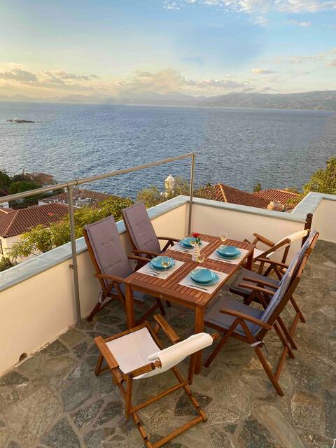 Sunset house in Hydra