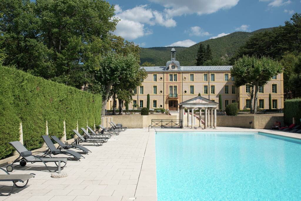 Holiday Home Swimming Pool
