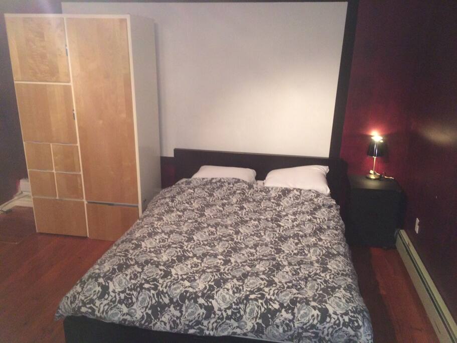 Double Bed