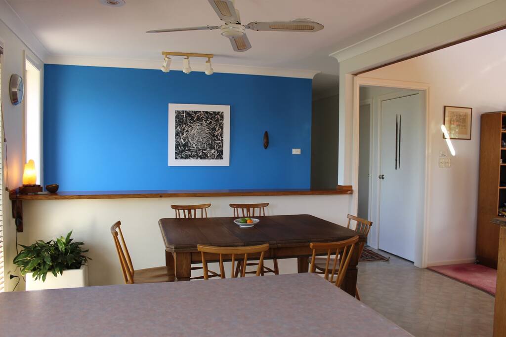 dining open plan to living area