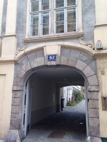 Townhouse in historischer Bausubstanz gallery image 3