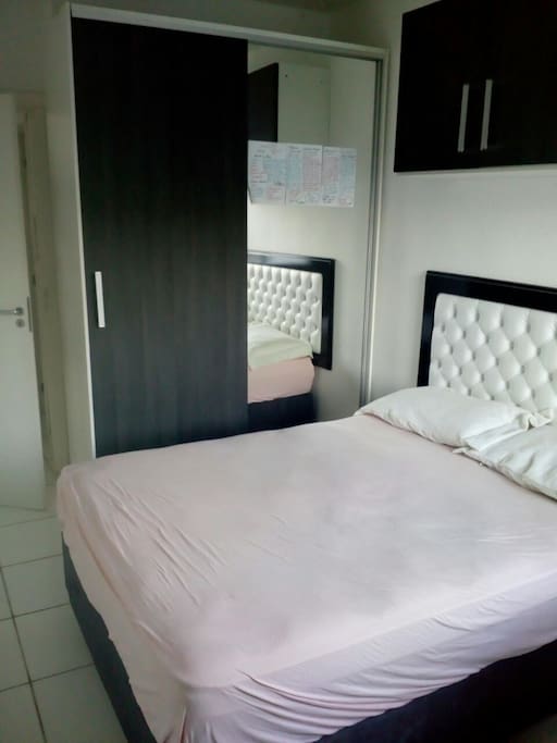 quarto casal