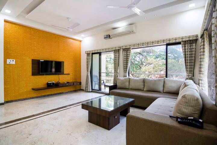 Villa 2 with Private small  pool & Jacuzzi