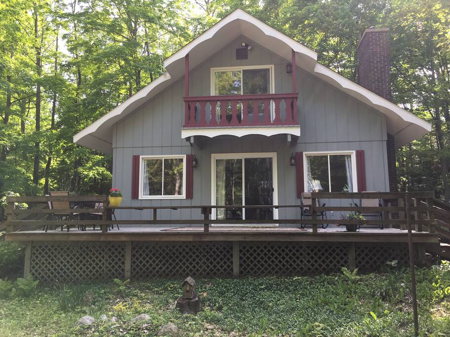A 1,300 sq ft Recently Renovated Chalet Style Vacation Destination in the Leelanau Peninsula