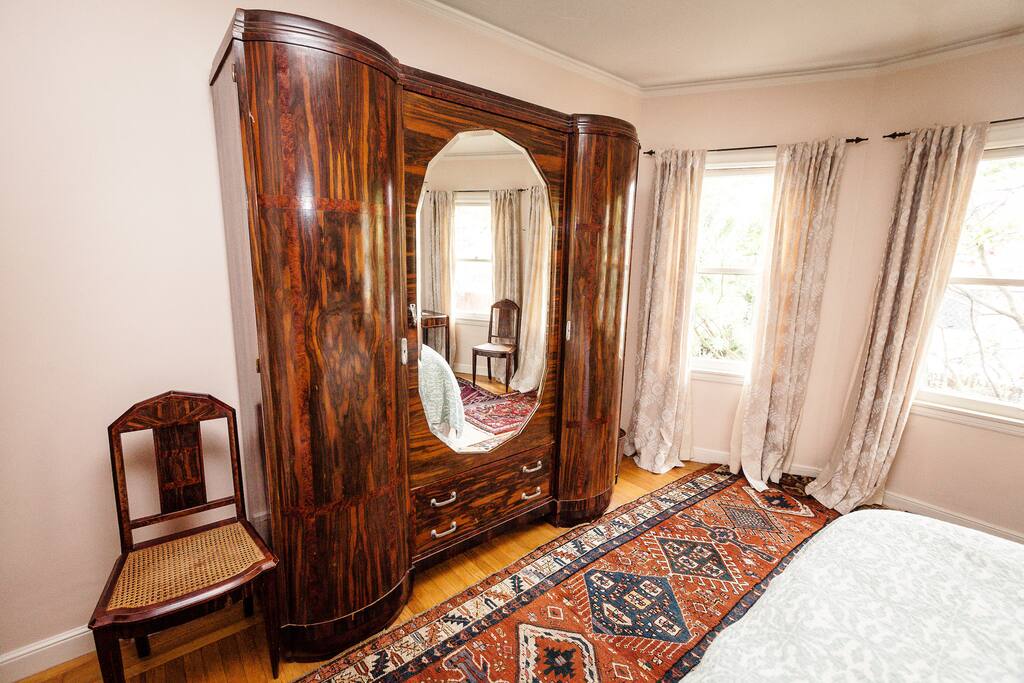 Original French art deco bedroom set from the 20's.