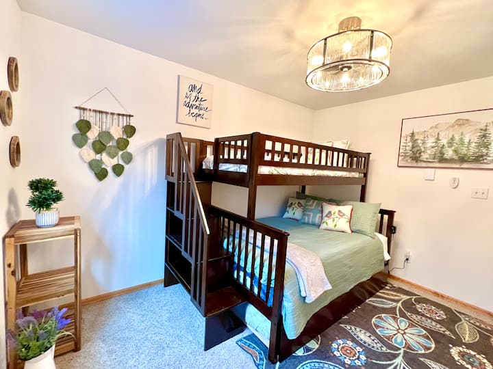 This bedroom has a comfortable twin-over-full bunk bed.  There is a twin trundle bed that can be pulled out, allowing this room to sleep 3-4 if needed.
