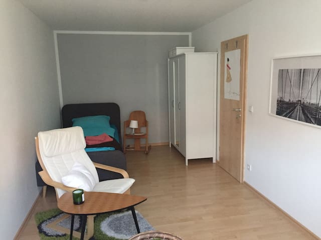 Einzelzimmer nähe Messe