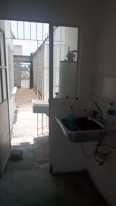 El lavabo la parte trasera