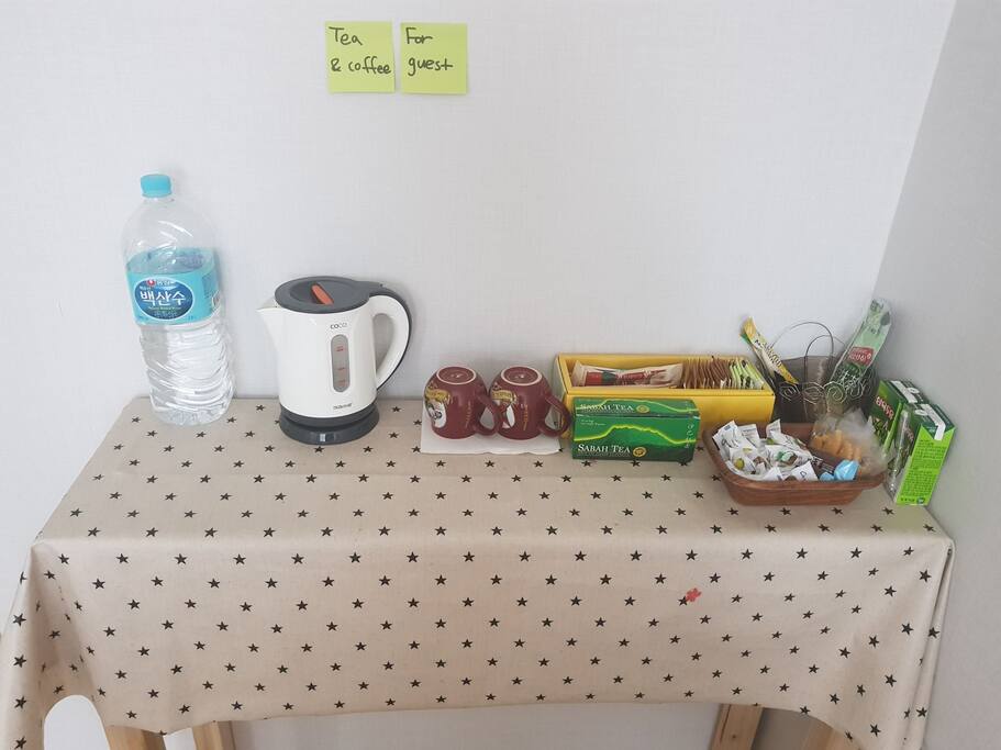 티테이블 tea table (free for you with soybean milk)
