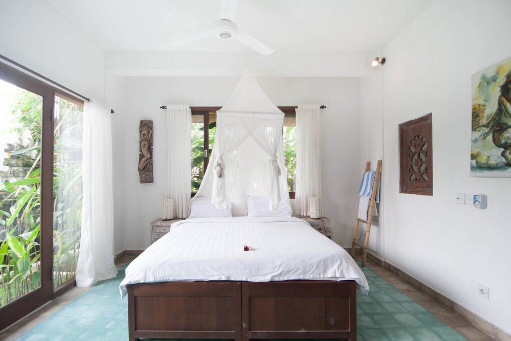 Temple Family Room