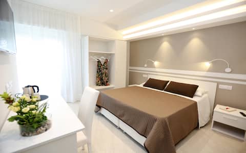 IL CIELO IN UNA STANZA A SORRENTO