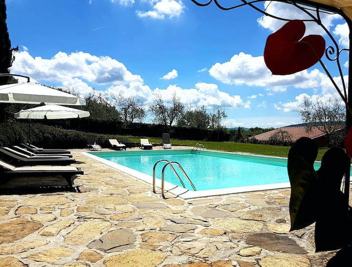 Villa Petrea - Holidays and Weddings