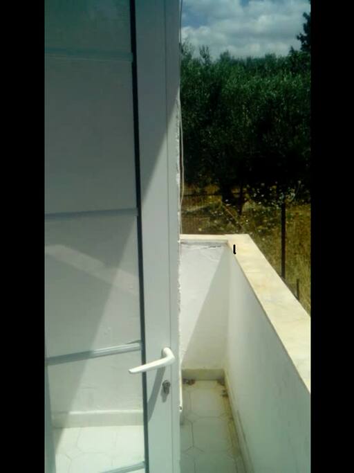 Balcony on the back, quiet and peaceful