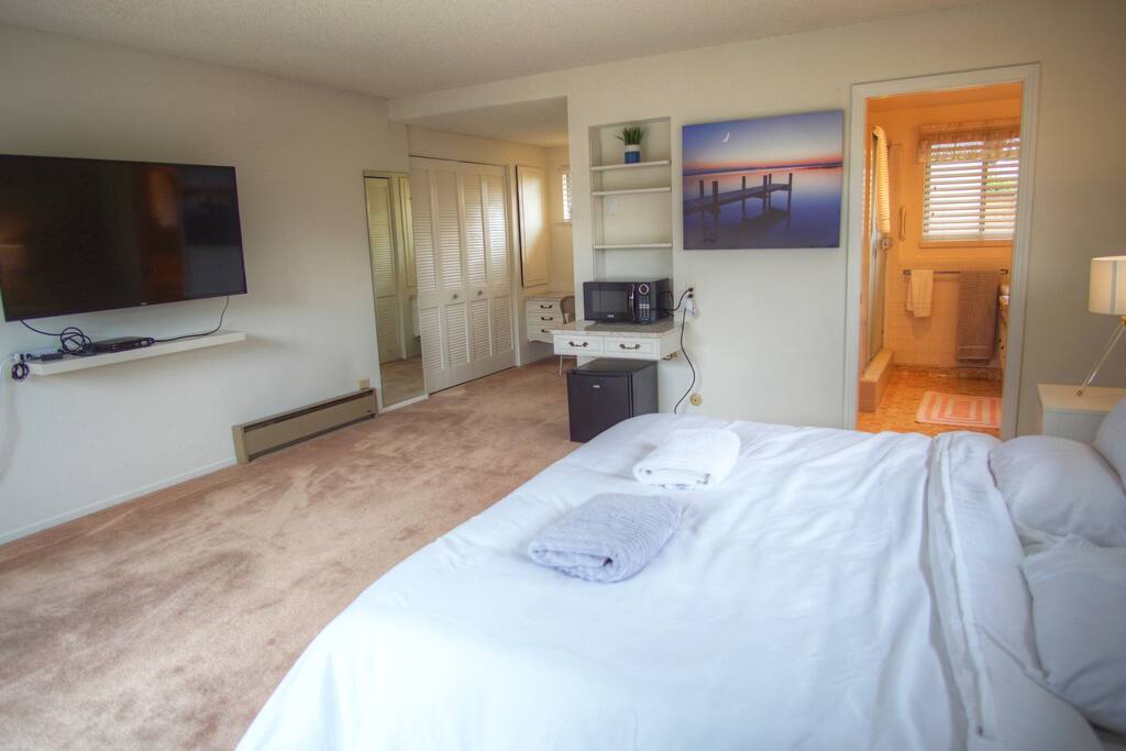 Equipped with 55' 4K HD TV and cable