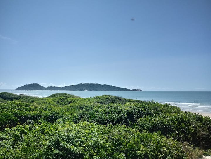 Casarão Das ÁGuas
Ap Mãe Terra
100m Praia/ Ilha - Florianópolis