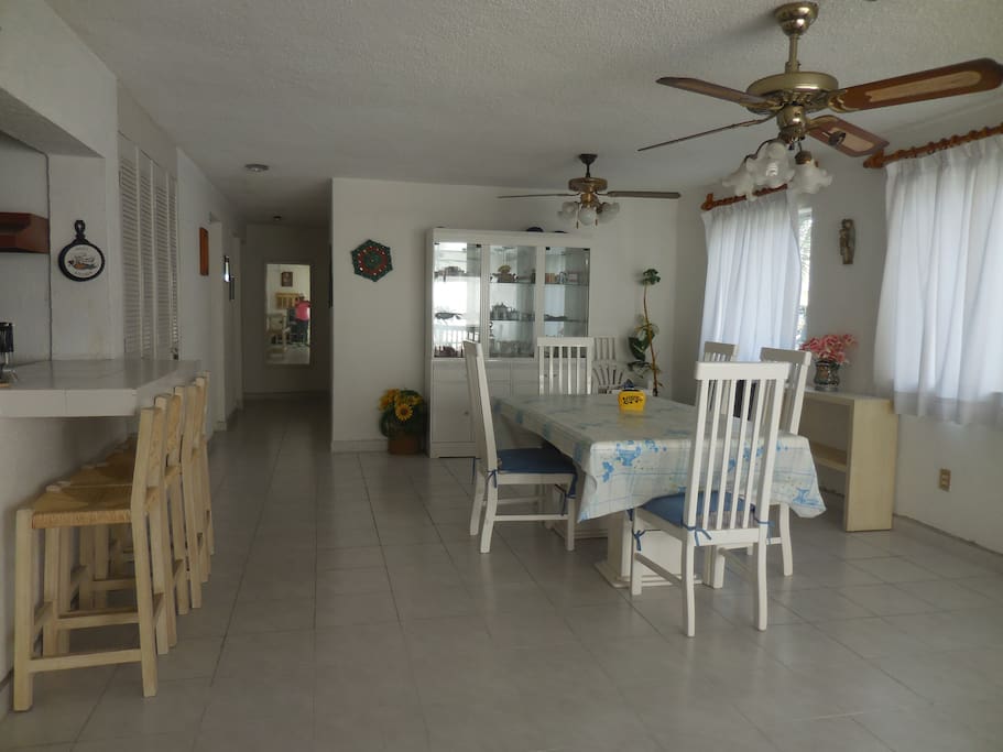 Comedor, barra