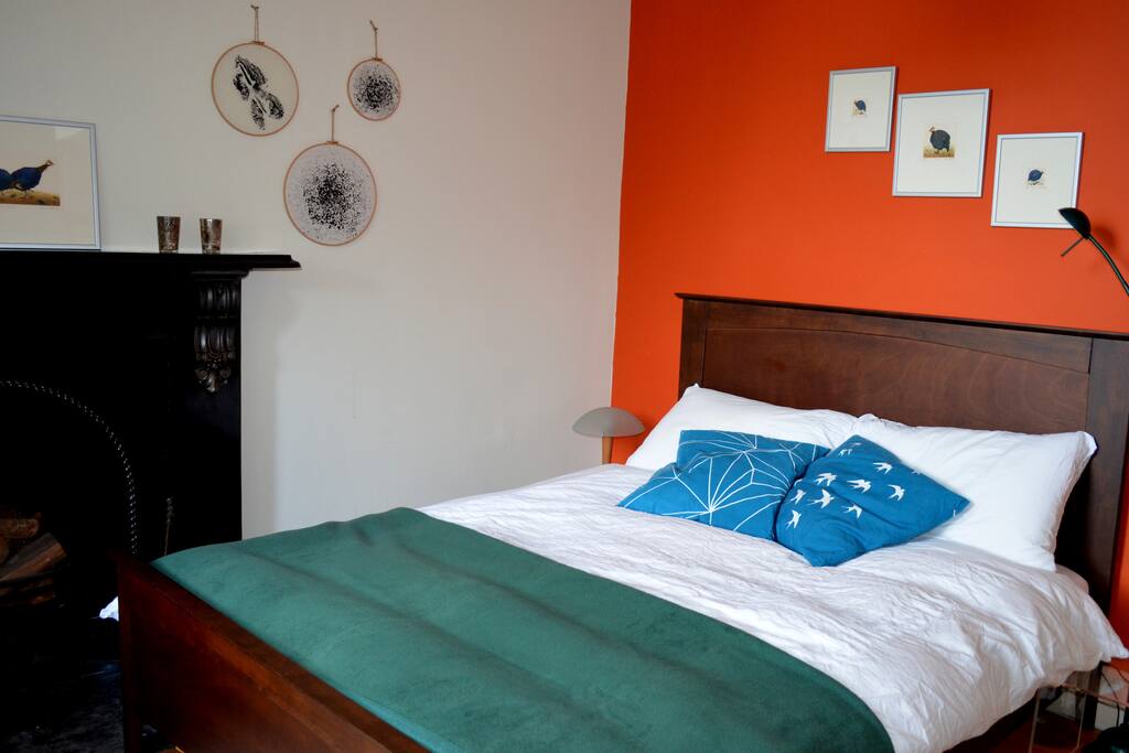 Our bright and cosy guest room.
