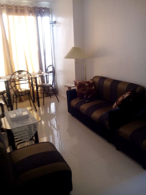 Living/Dining area