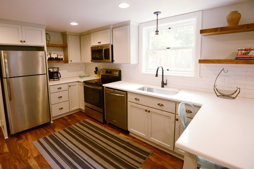 Spacious kitchen stocked and ready