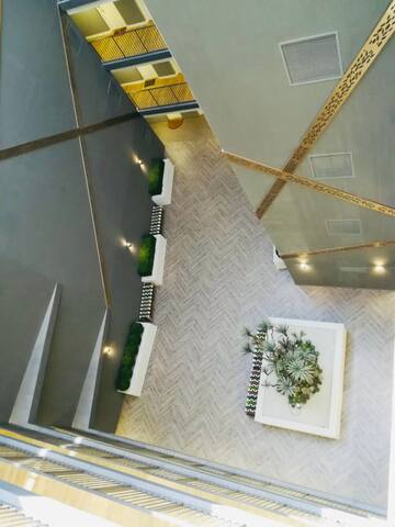 Rose Gold @The Winchester gallery image 4